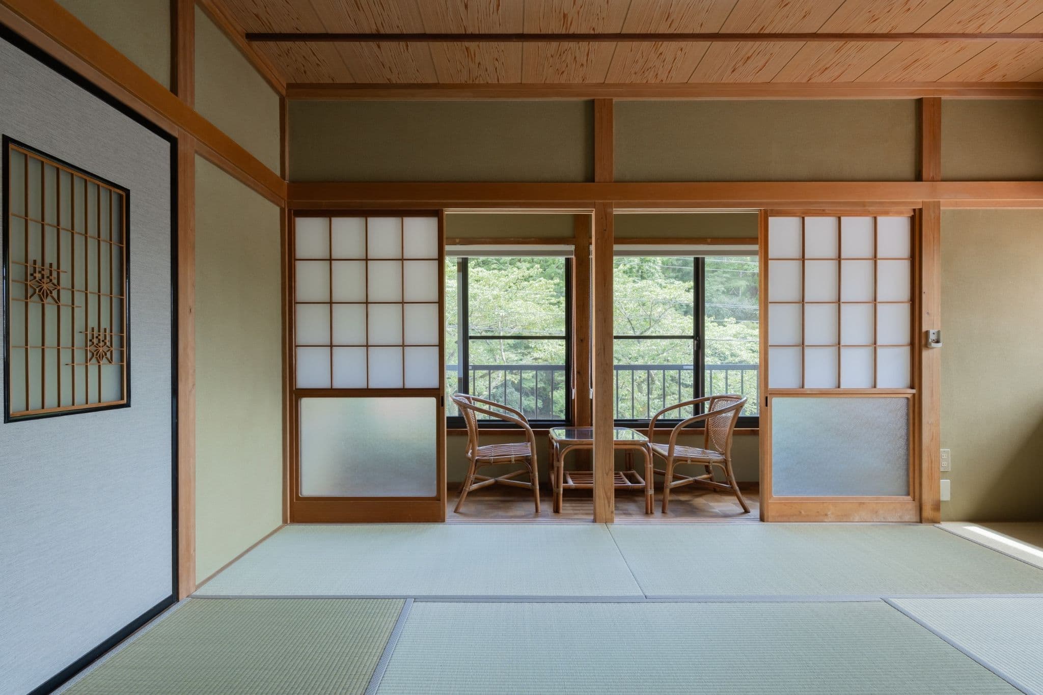 【戸建てリノベーション】
自然と暮らし、そして滞在をつなぐ住まい