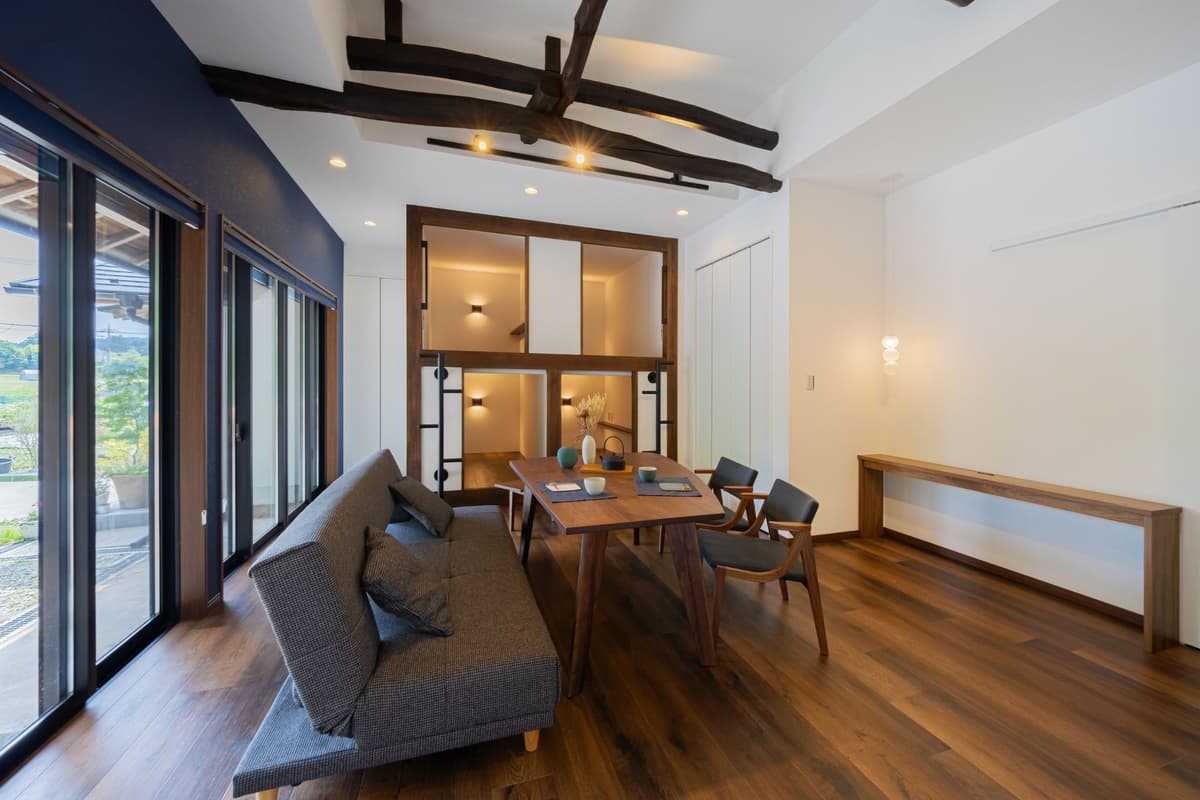 リビングダイニング（窓開け）